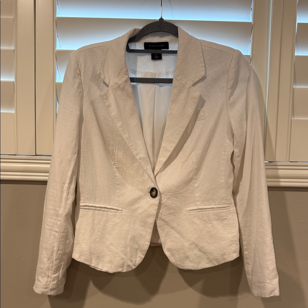Tahari Cream Blazer